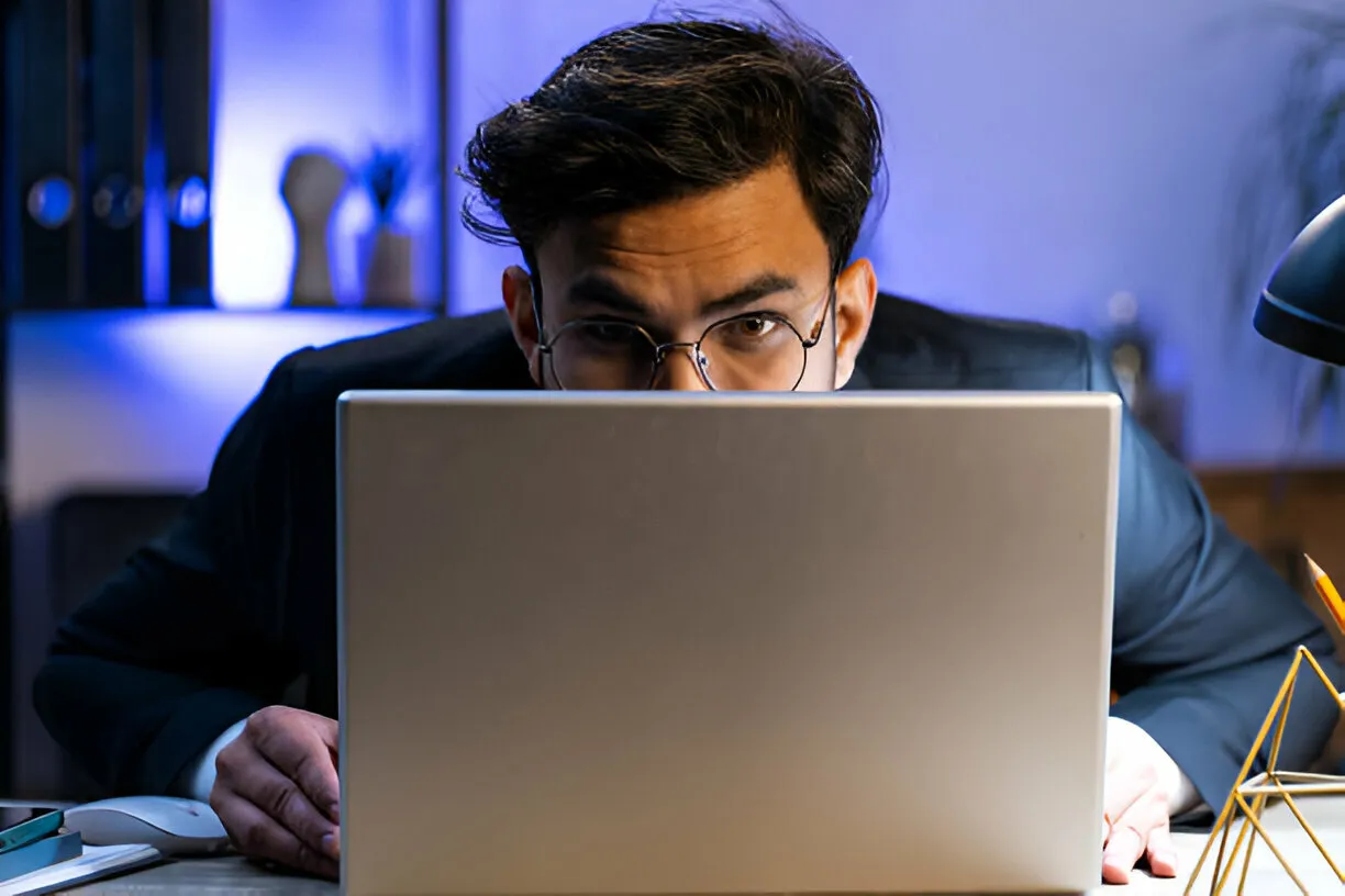 absentismo-laboral-empresas Bajas Fingidas o Absentismo Laboral<br />